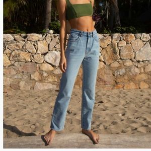 Billabong High Waisted Denim Jeans Size 28/6 Brand New, never worn